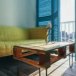 Artsy Old Town アパート ブカレスト