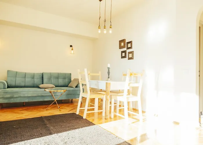 Artsy Old Town * بوخارست