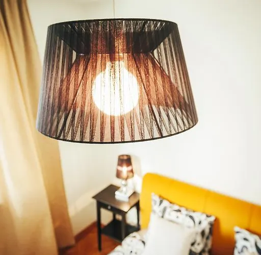 Artsy Old Town * Bucureşti